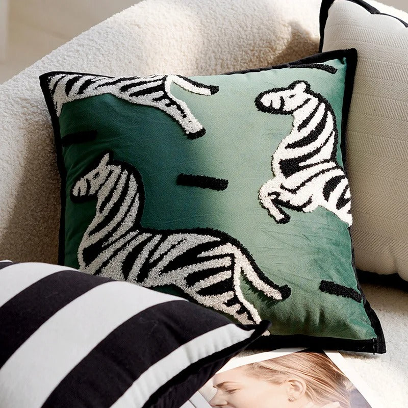 Throw pillow cover – 100% polyester – Cute embroidered animal design – Cozy home accessory – 17.7 x 17.7 in 6