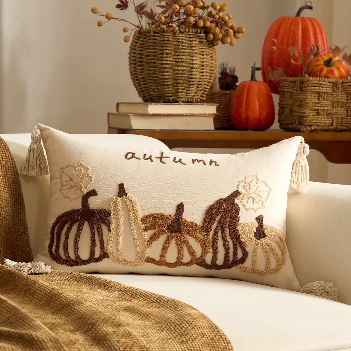 Throw pillow cover – Velvet – Pumpkin design – Autumn decor – 30 x 50 cm and 45 x 45 cm 10