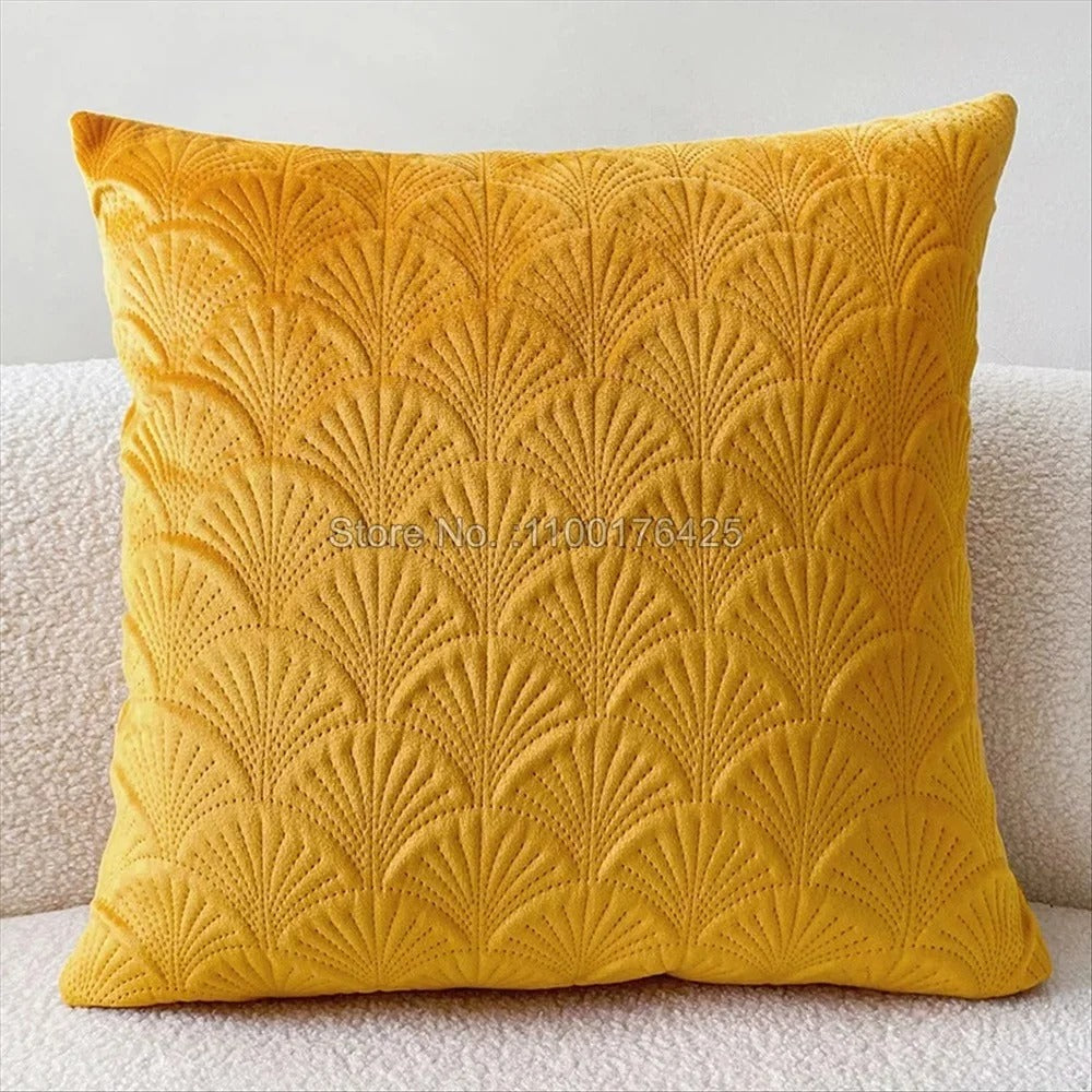 Velvet cushion covers – Soft fabric – Distinctive shell design – Cozy home accents – 17.7 x 17.7 in 5