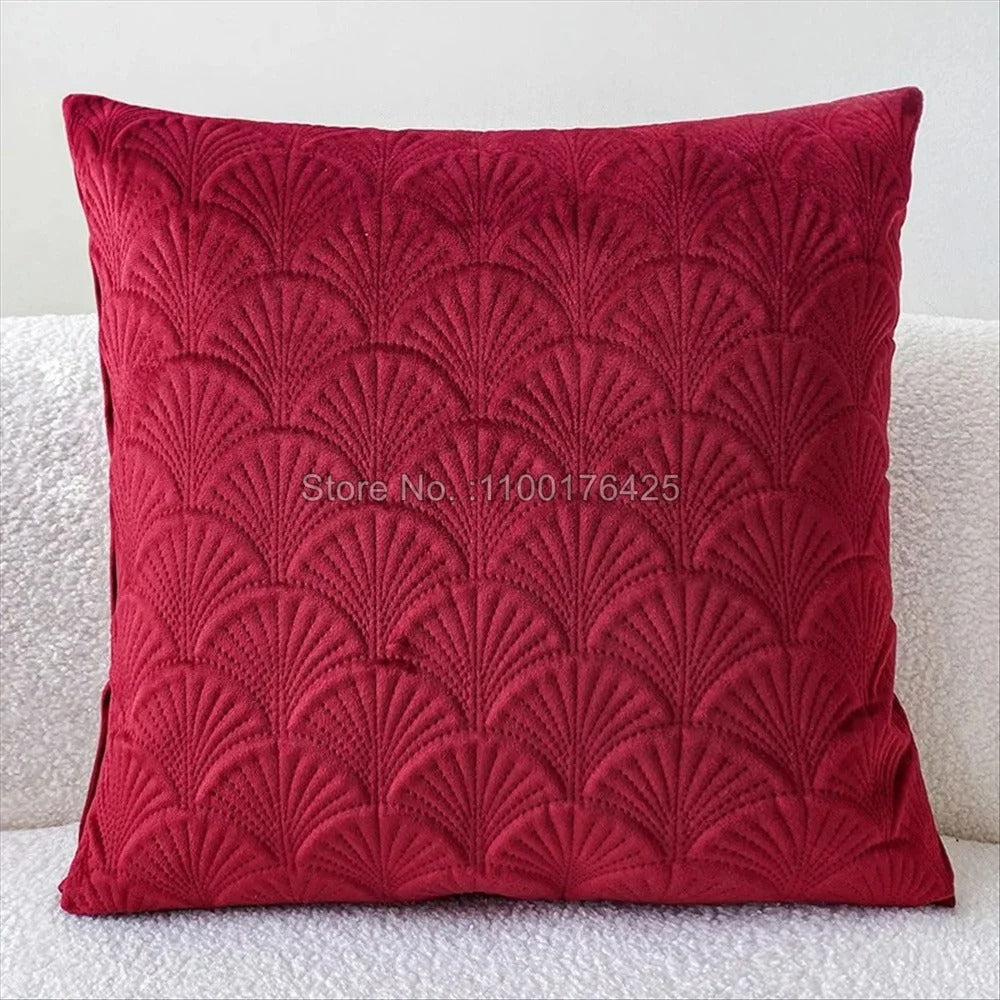 Velvet cushion covers – Soft fabric – Distinctive shell design – Cozy home accents – 17.7 x 17.7 in 8