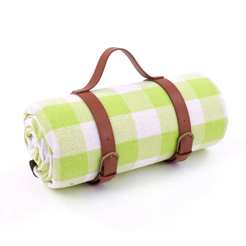 Waterproof picnic blanket – Foldable outdoor mat – Soft PEVA – 59 x 79 in – Ideal for beach, park, and camping 15