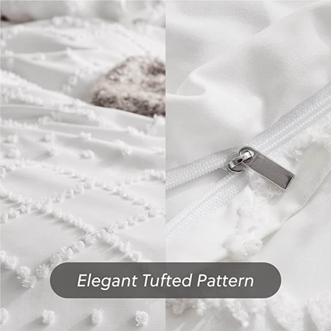 White cotton duvet cover set featuring a soft waffle texture, designed for both King and Queen sizes. The set adds a cozy and modern touch to any bedroom 3