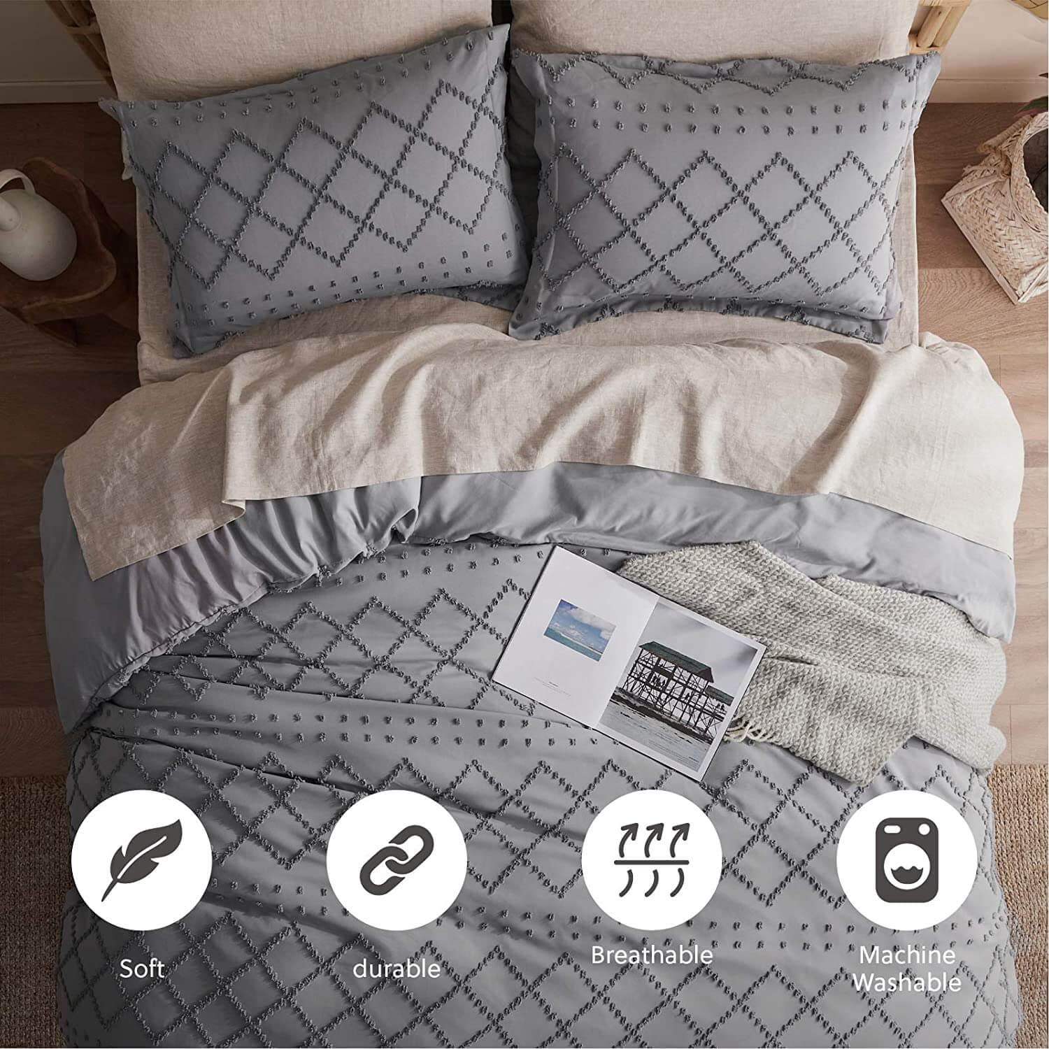 White cotton duvet cover set featuring a soft waffle texture, designed for both King and Queen sizes. The set adds a cozy and modern touch to any bedroom 7
