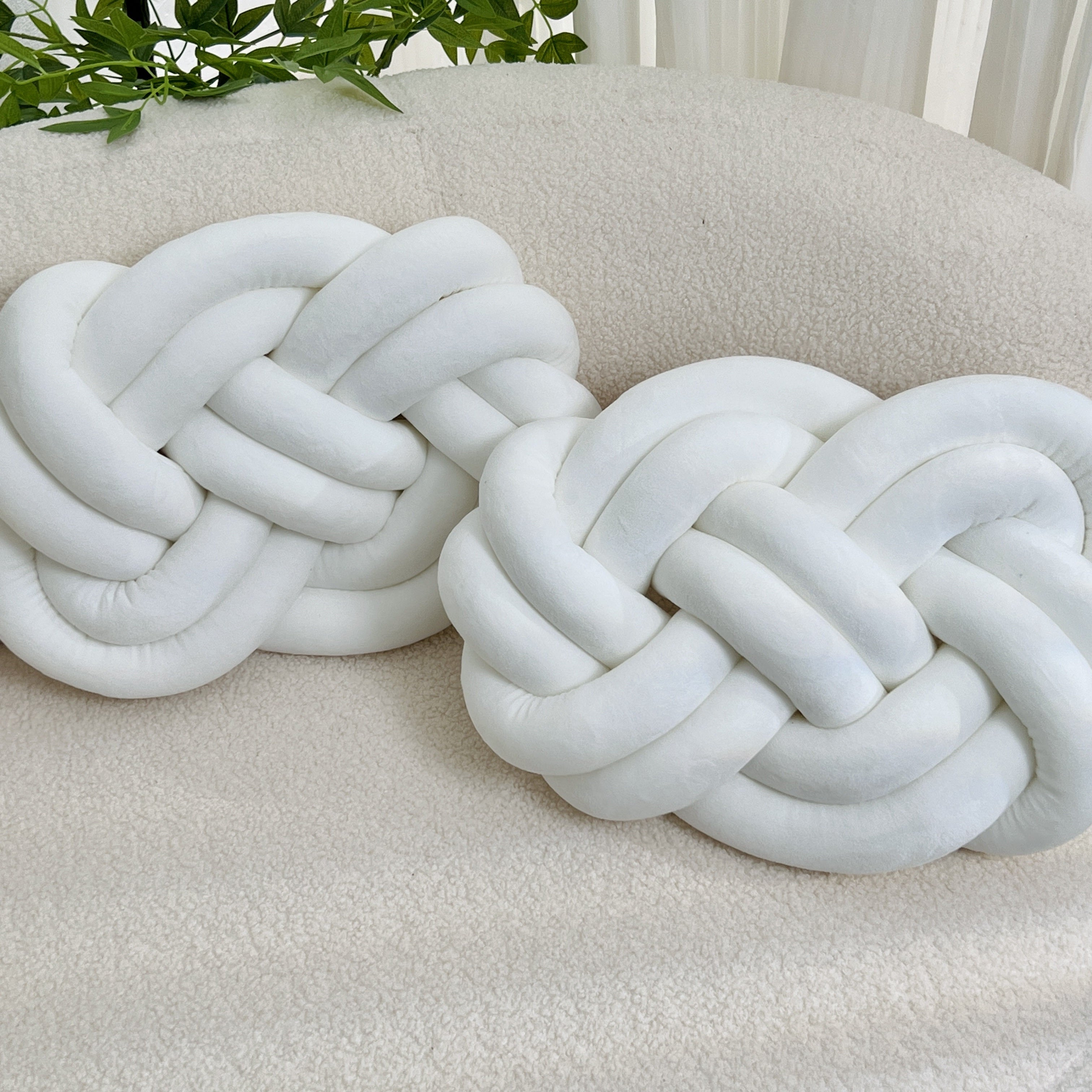 Decorative Button Ball Cushions for Sofa and Bed