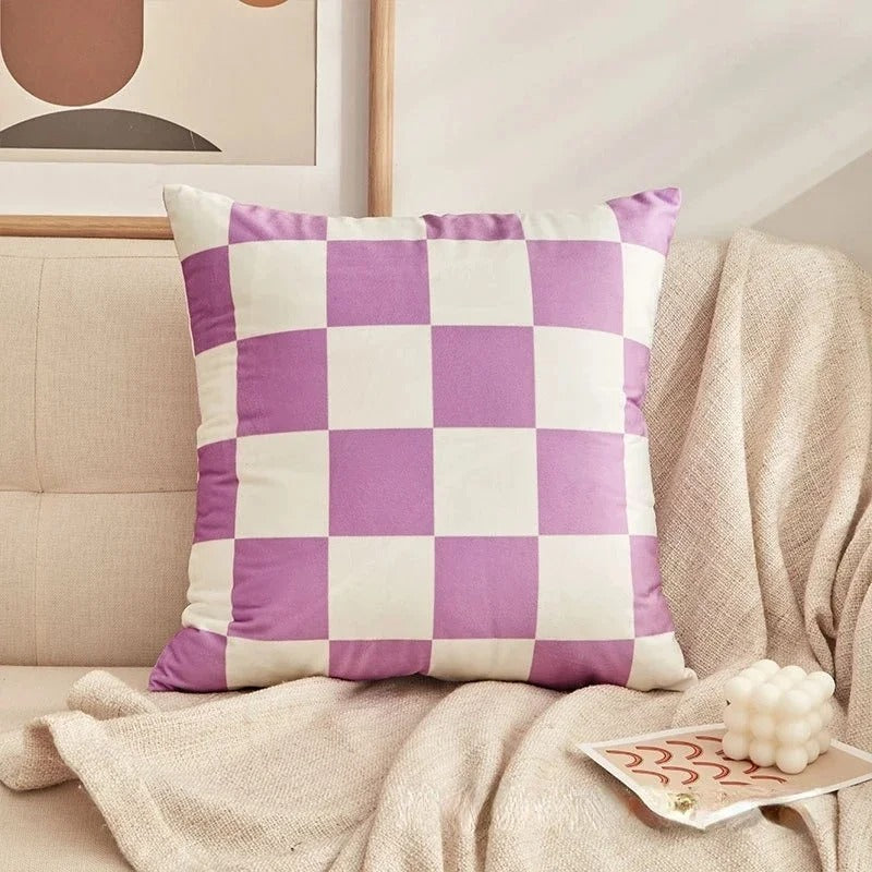 Vintage Decorative Pillow in Checked Design