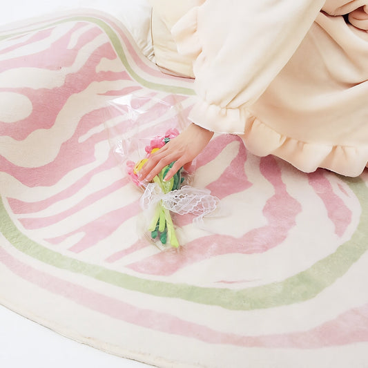 Plush Rug with Nordic-Inspired Design