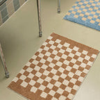 Soft Checkered Bathroom Rug – Non-Slip & Quick-Dry Bath Mat